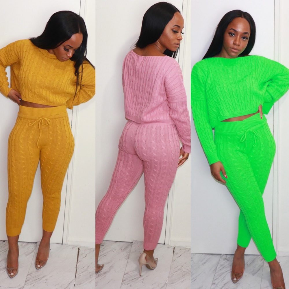 **SOLD** Knit Pants Set